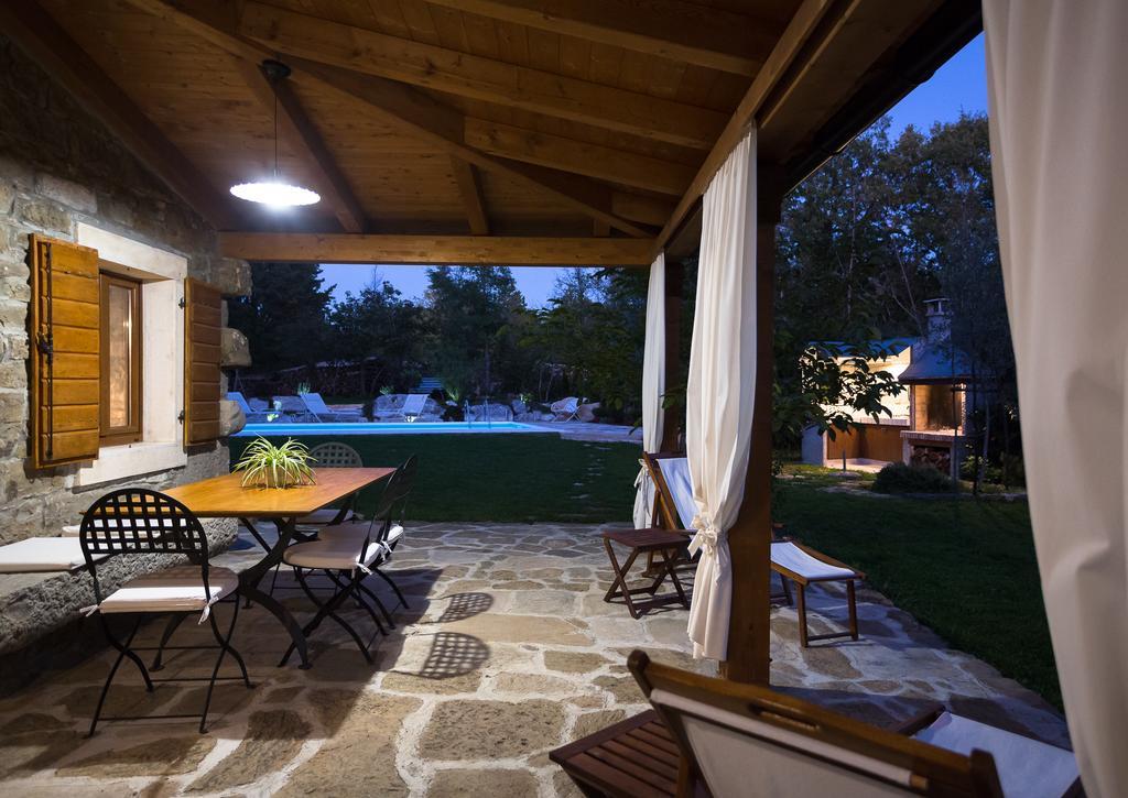 Holiday Home Casa Dei Farfui Momjan ภายนอก รูปภาพ